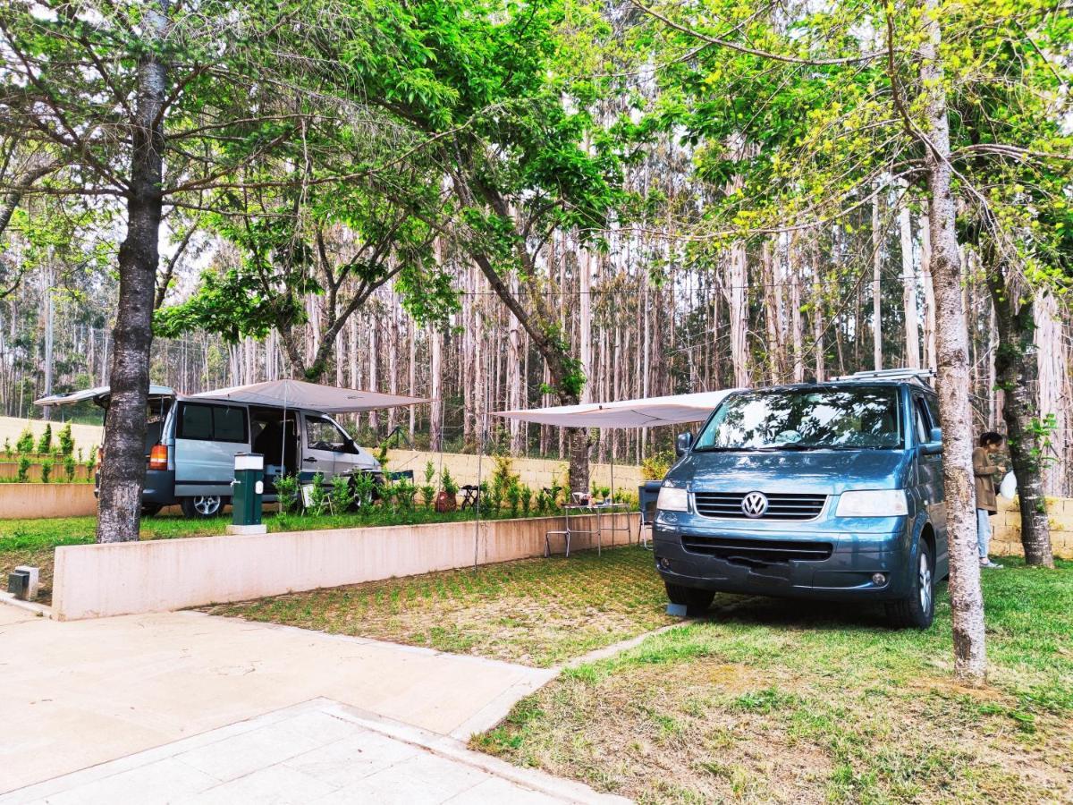 Teiraboa Base Camp Arzúa Exterior foto